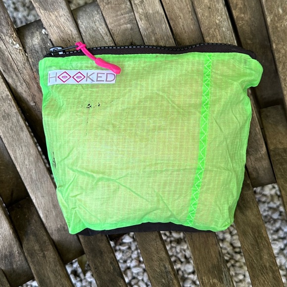 Soflo Riders Pouch made with repurposed kite - Picture 4 of 5